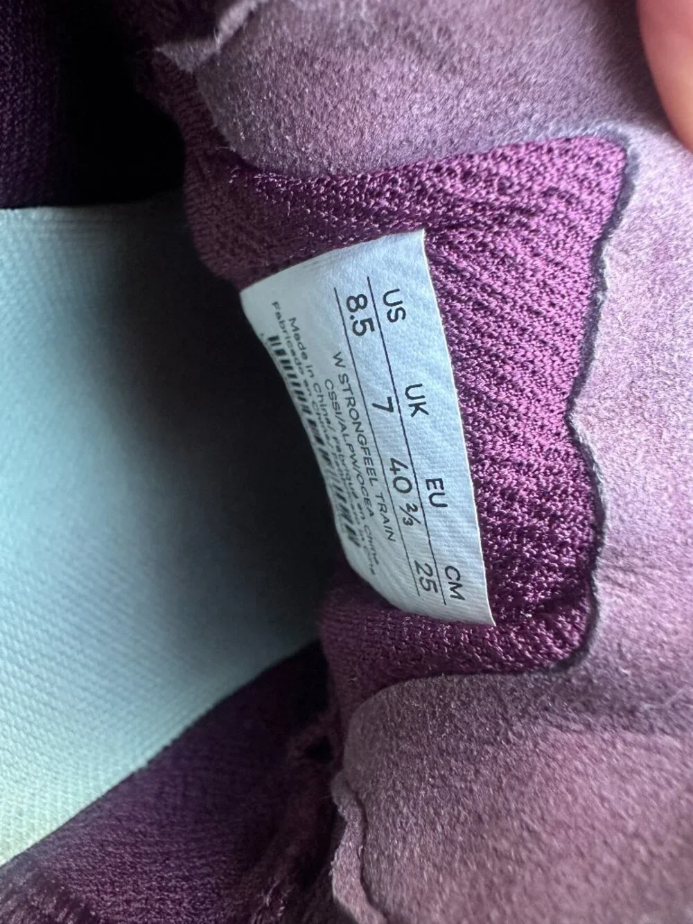 Lululemon Womens 8.5 Strongfeel Training Shoe Burgundy Sneakers Tennis Shoes